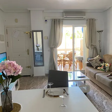 Cosy With Pool Macarena 2 Apartment *